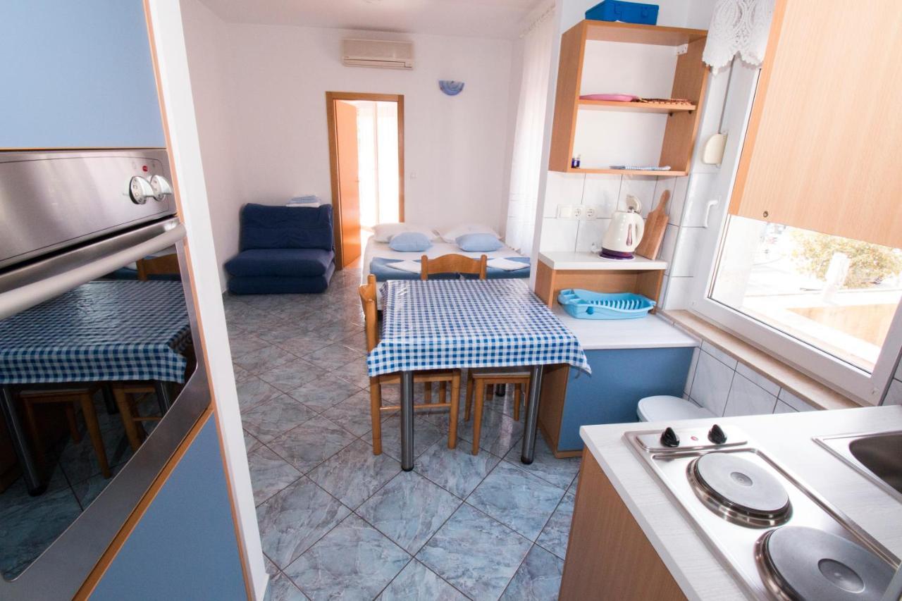Omis - Michy Apartments ภายนอก รูปภาพ