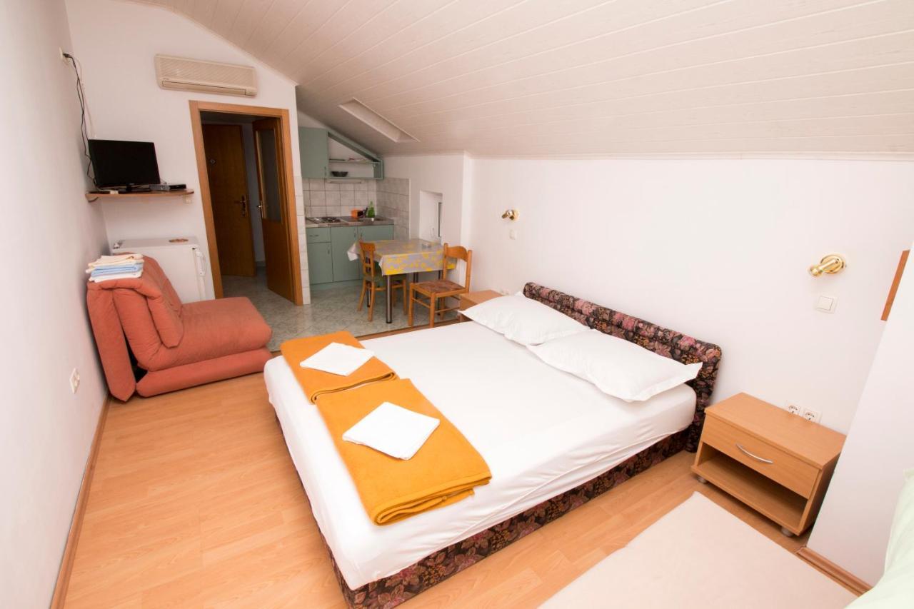 Omis - Michy Apartments ภายนอก รูปภาพ